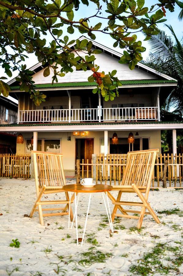 Crow'S Nest Hotel Tua Pejat Luaran gambar