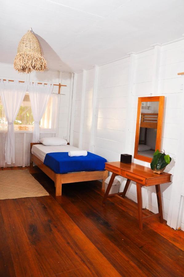 Crow'S Nest Hotel Tua Pejat Luaran gambar