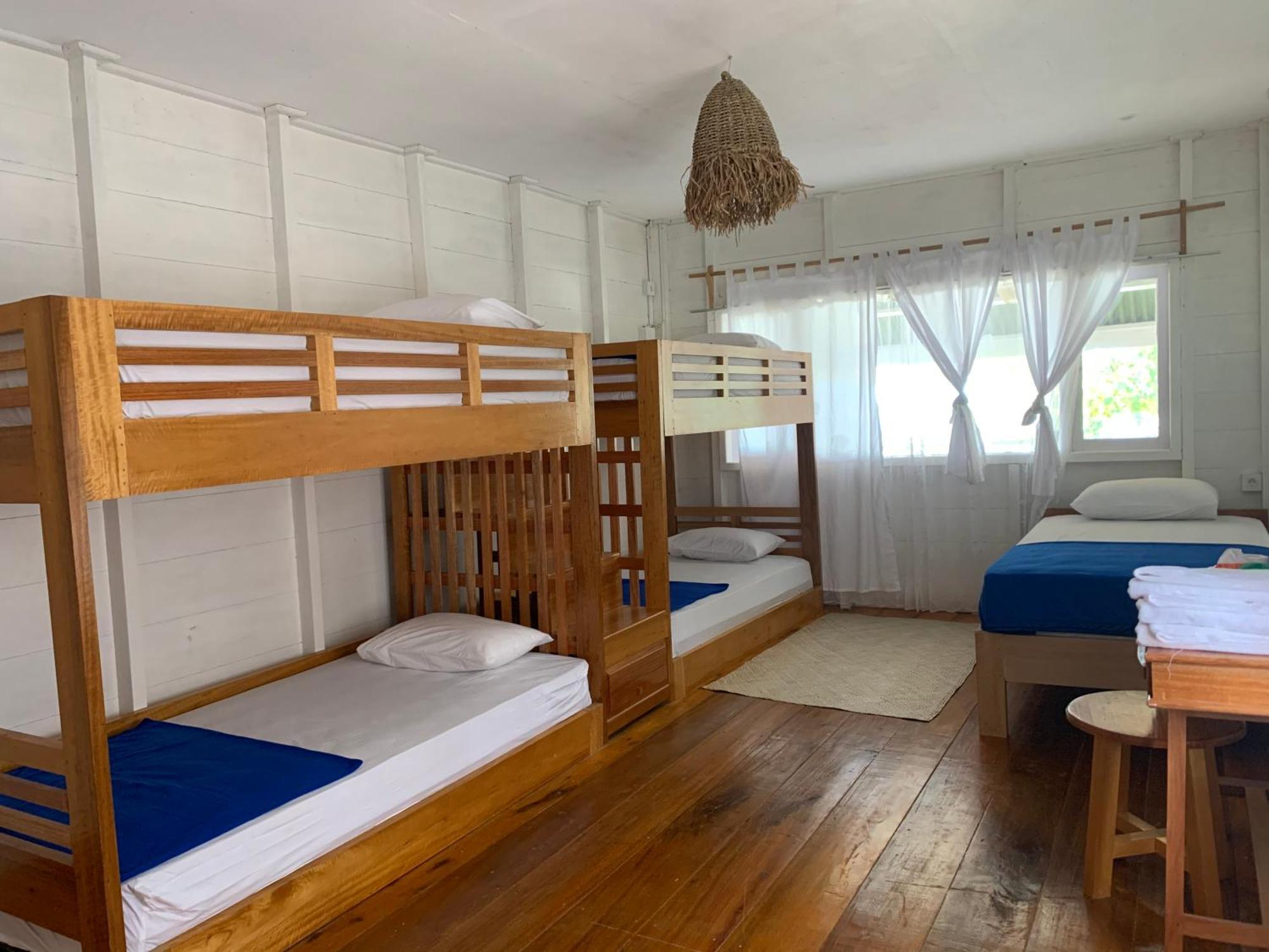 Crow'S Nest Hotel Tua Pejat Luaran gambar