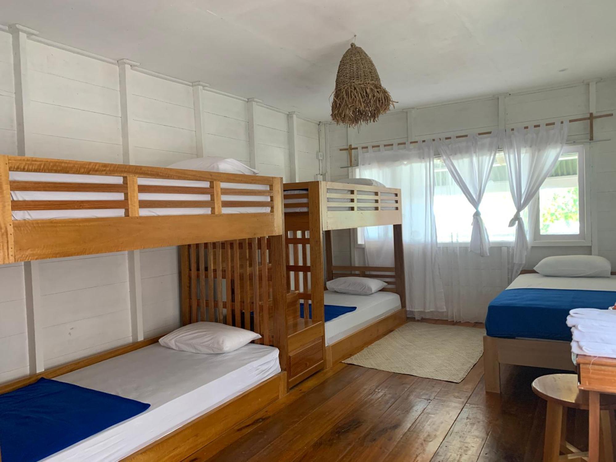 Crow'S Nest Hotel Tua Pejat Luaran gambar